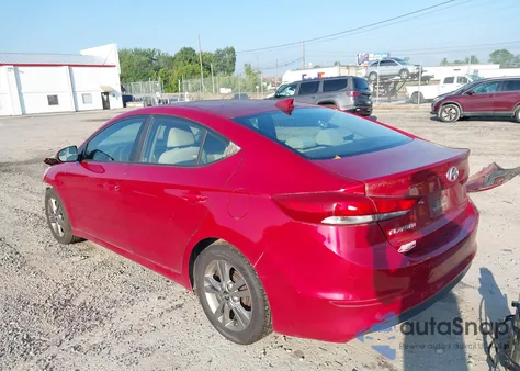 2017 Hyundai Elantra Se из США, поврежденный, VIN KMHD84LF8HU064076